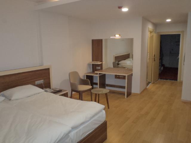 Merkez Otel Измир Экстерьер фото