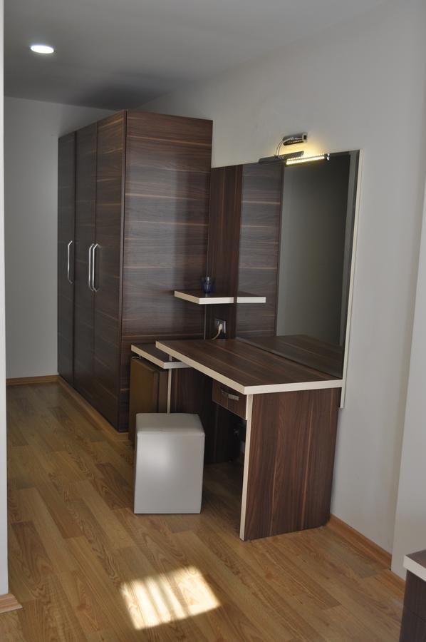 Merkez Otel Измир Экстерьер фото